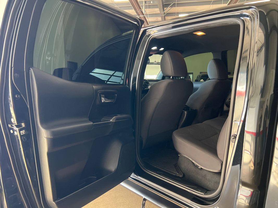 Vehicle image 108 of 113