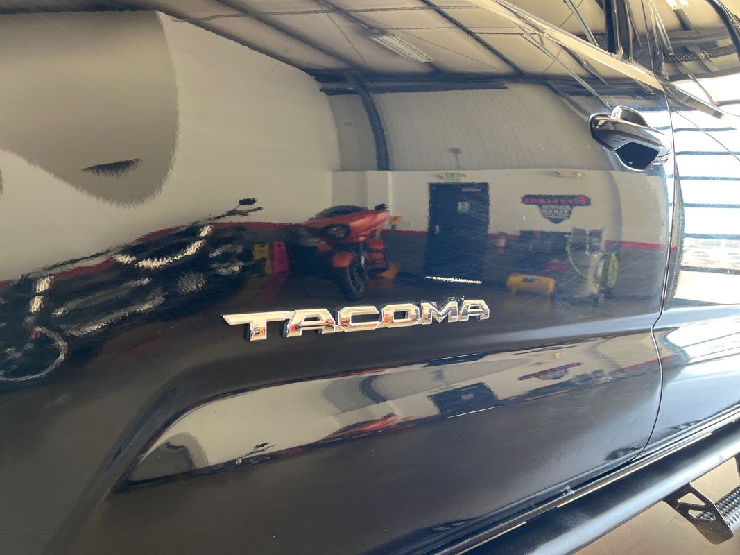 Vehicle image 38 of 113