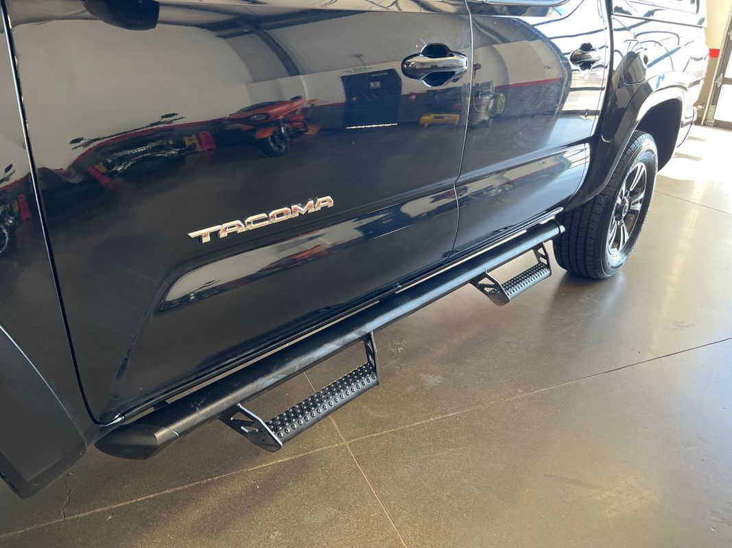 Vehicle image 39 of 113