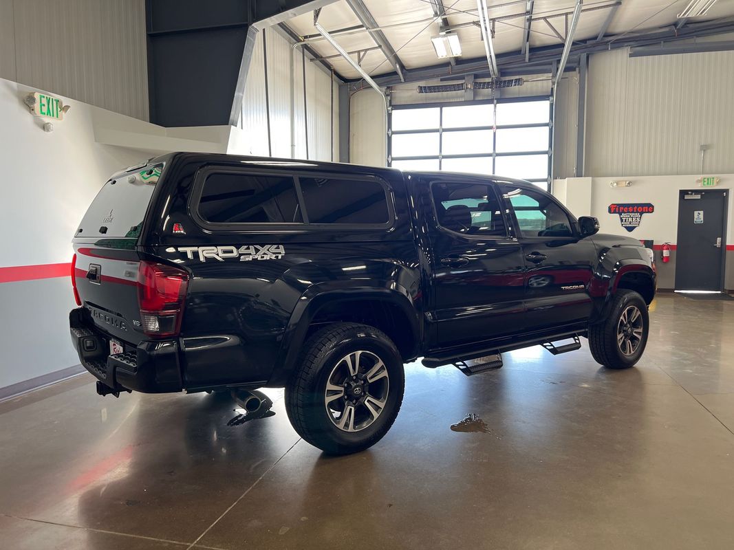 Vehicle image 13 of 113