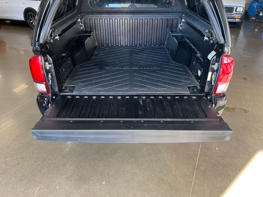 Vehicle image 46 of 113