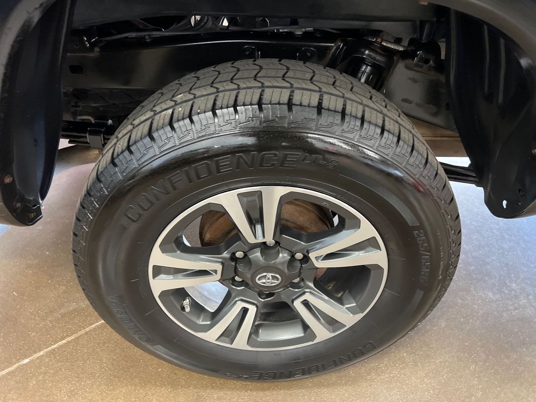 Vehicle image 67 of 113