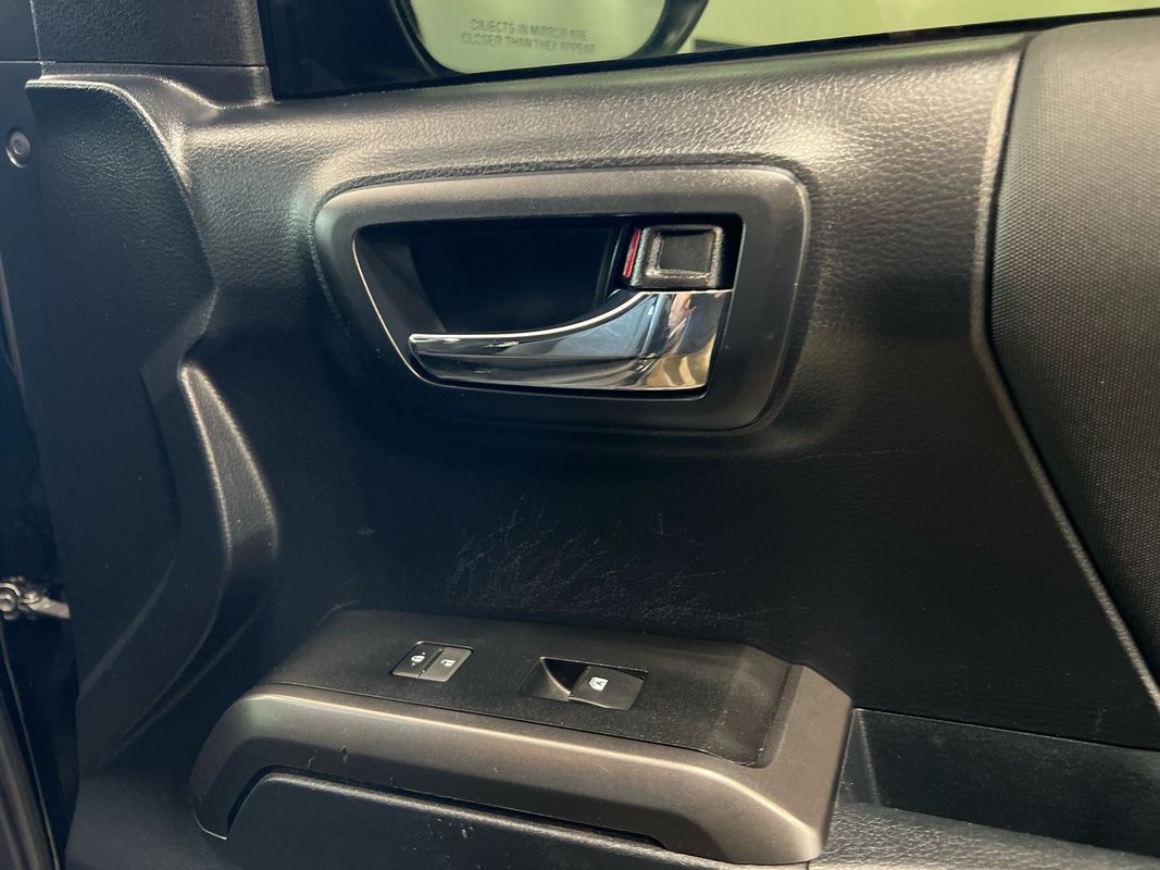 Vehicle image 95 of 113