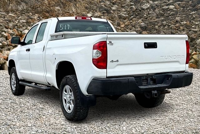 Vehicle image 5 of 32
