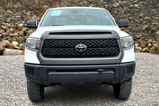Vehicle image 2 of 32