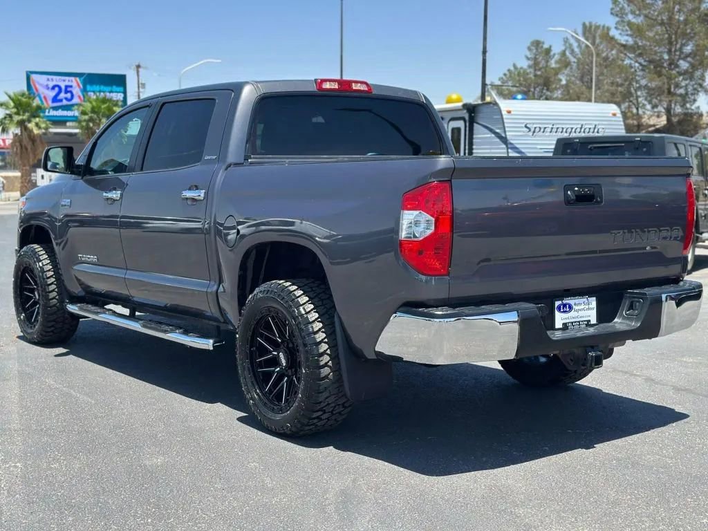 Vehicle image 6 of 26