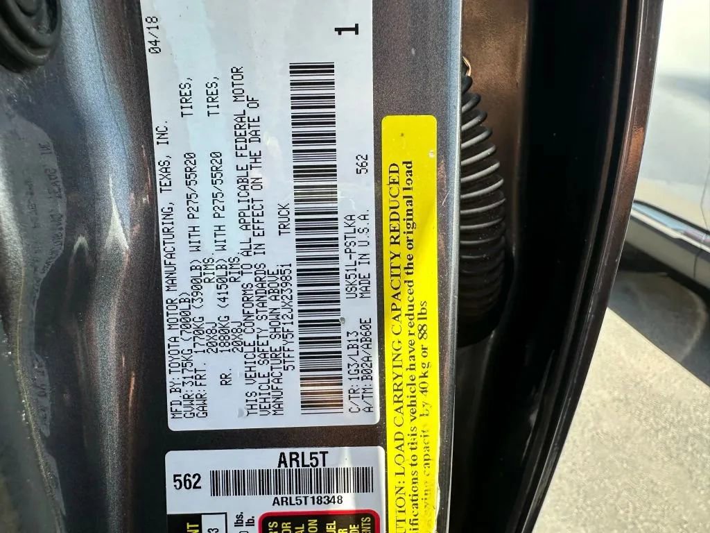 Vehicle image 20 of 26