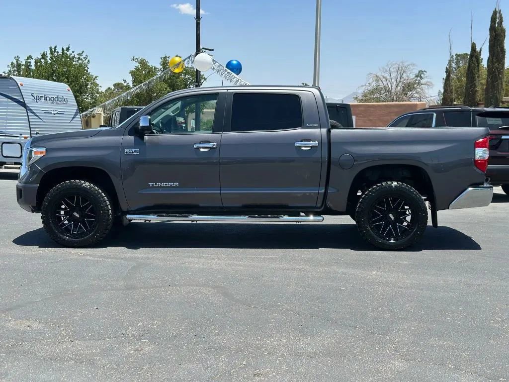 Vehicle image 8 of 26