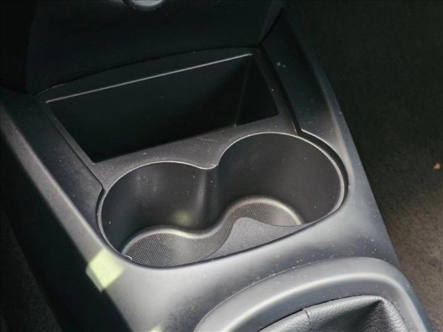 Vehicle image 25 of 26