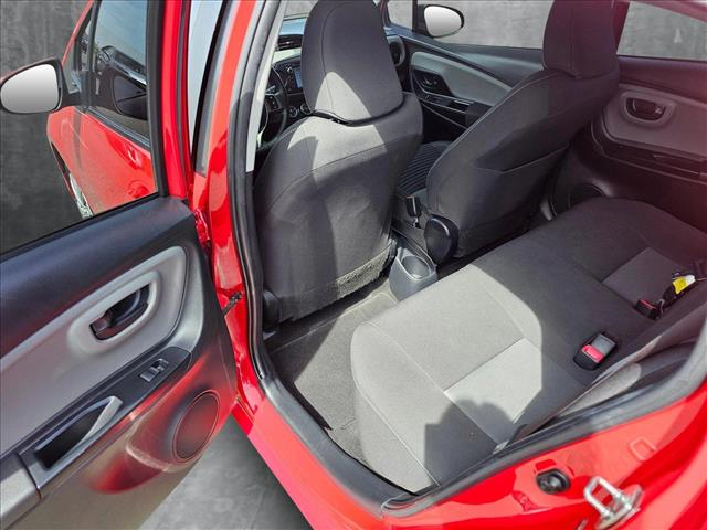 Vehicle image 9 of 26