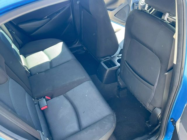 Vehicle image 11 of 14