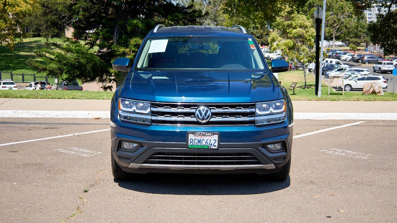 2018 Volkswagen Atlas 2.0T SE Image 2 of 30