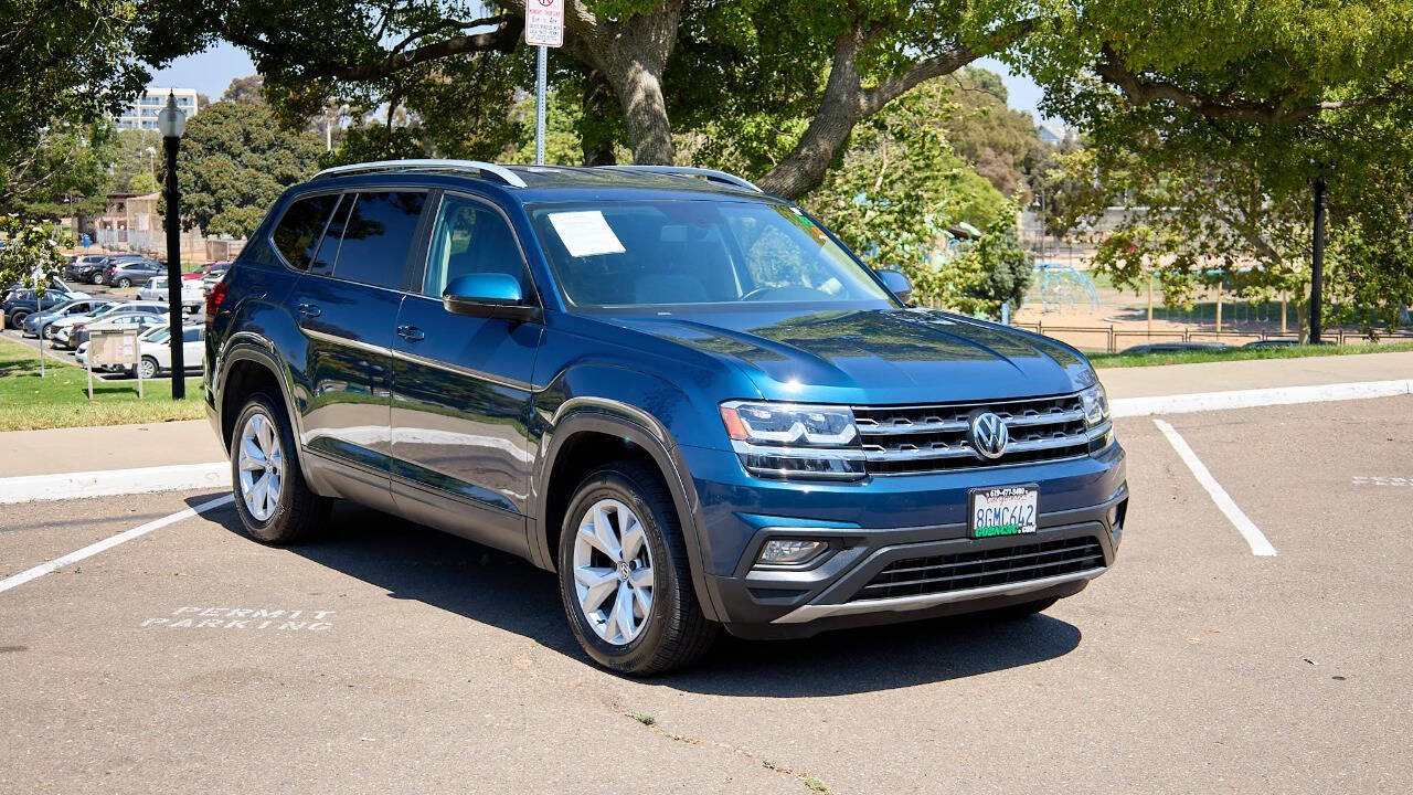 2018 Volkswagen Atlas 2.0T SE Image 3 of 30