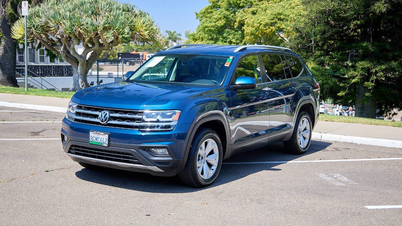 2018 Volkswagen Atlas 2.0T SE Image 1 of 30