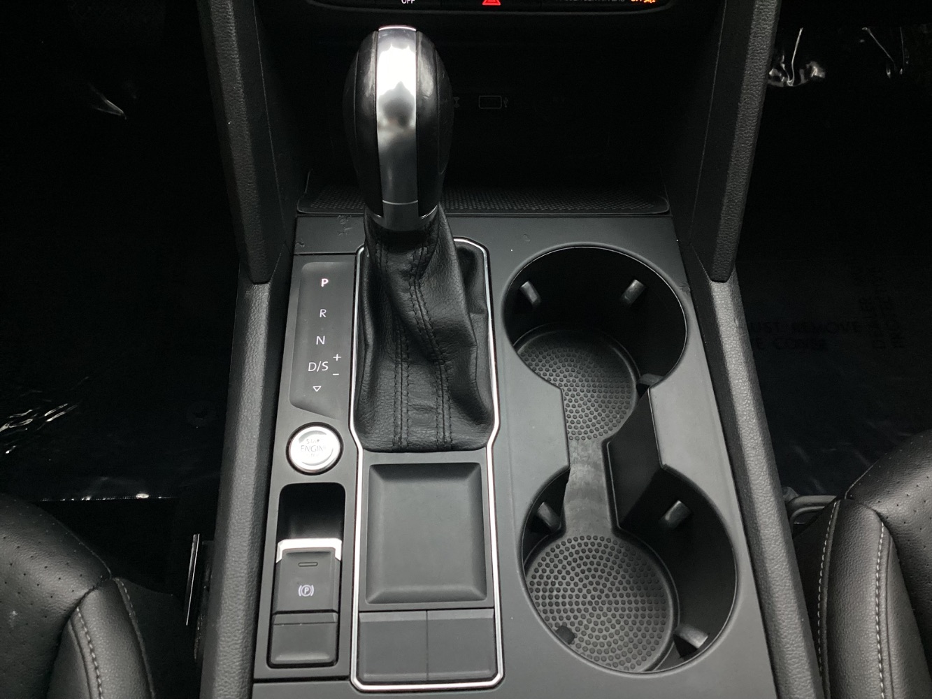 2018 Volkswagen Atlas 2.0T SE Technology Image 31 of 50