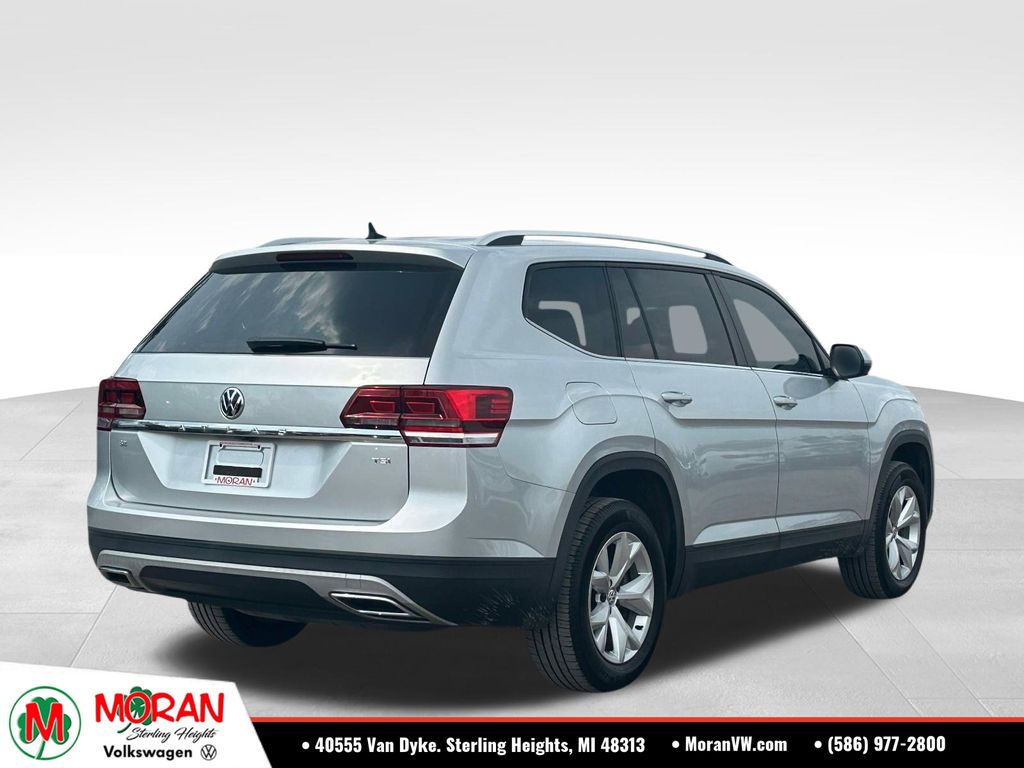 2018 Volkswagen Atlas 2.0T SE Technology Image 3 of 31