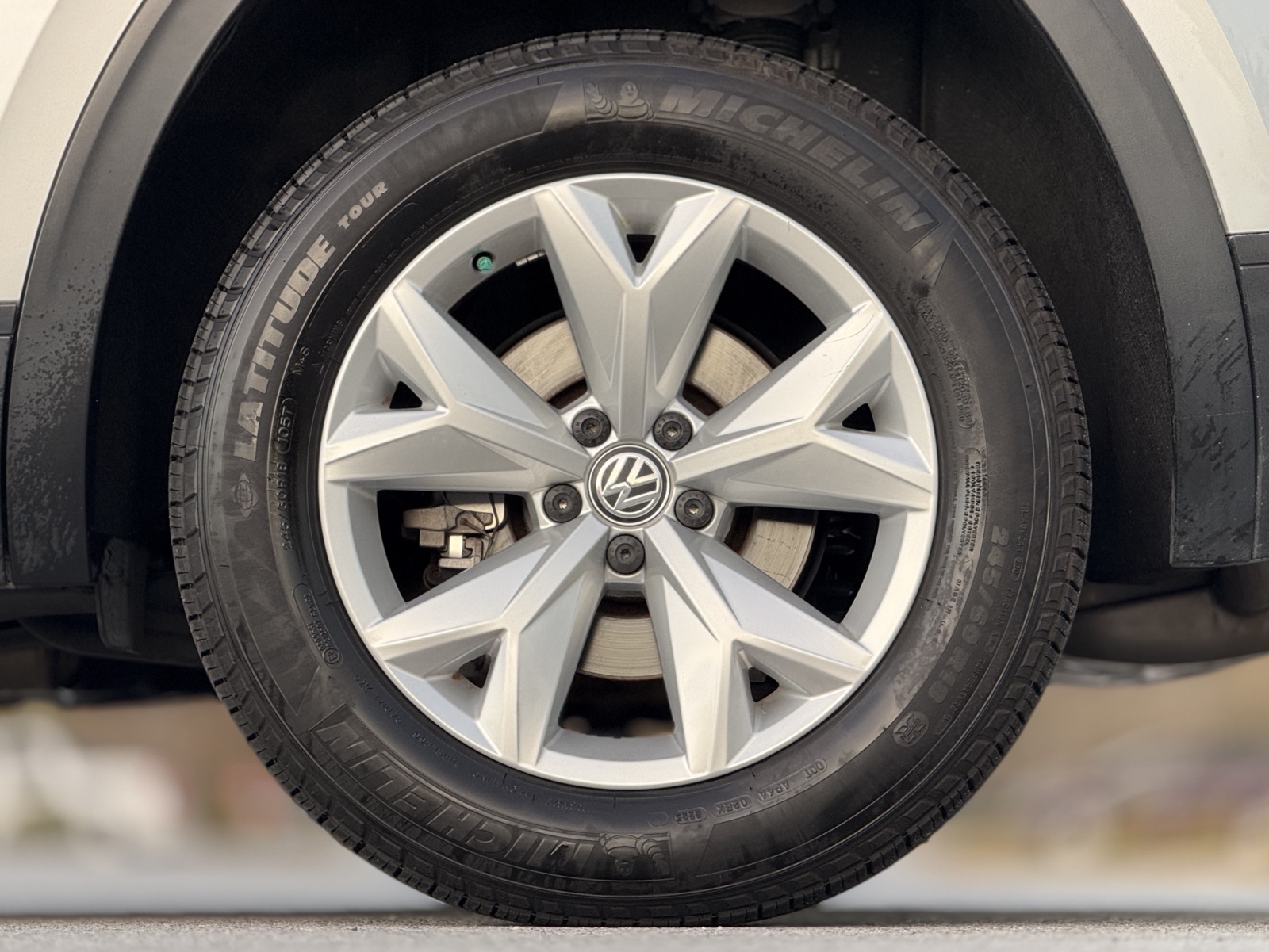 2018 Volkswagen Atlas 3.6L V6 SE Image 17 of 50