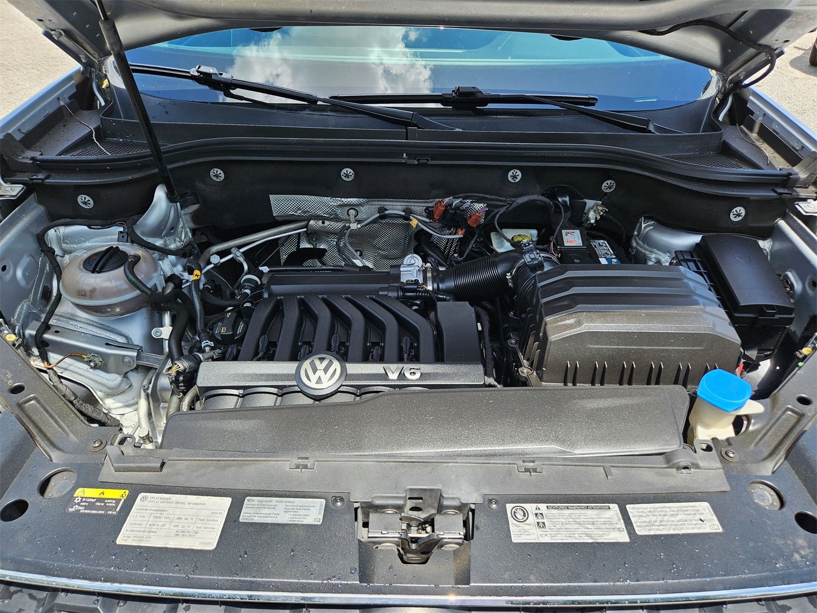 Vehicle image 10 of 30