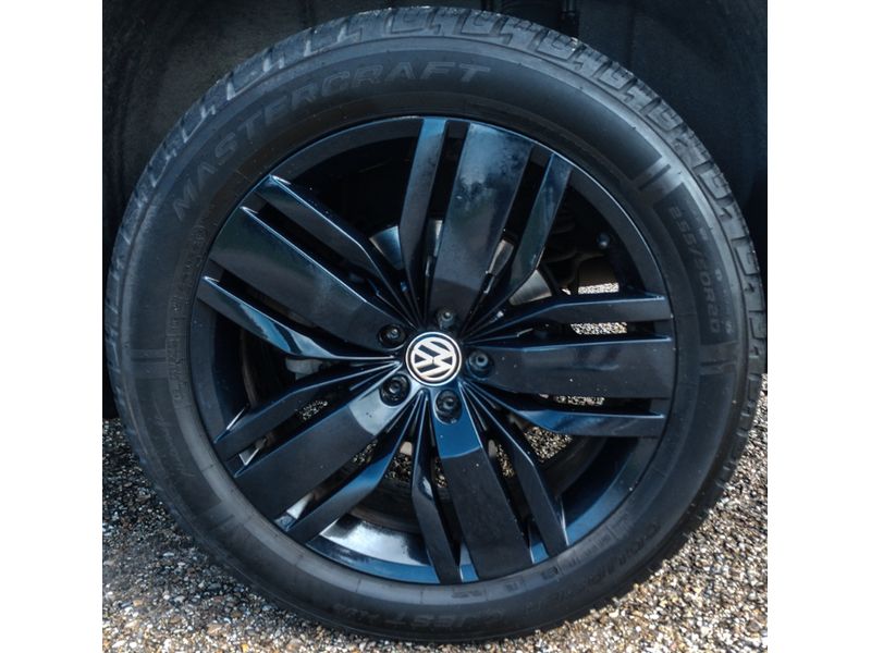 2018 Volkswagen Atlas 3.6L V6 SEL Premium Image 5 of 20