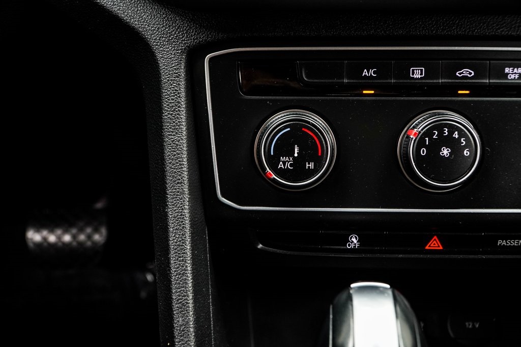 2018 Volkswagen Atlas 3.6L V6 S Image 30 of 44