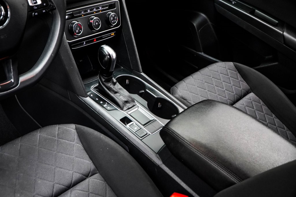 2018 Volkswagen Atlas 3.6L V6 S Image 27 of 44
