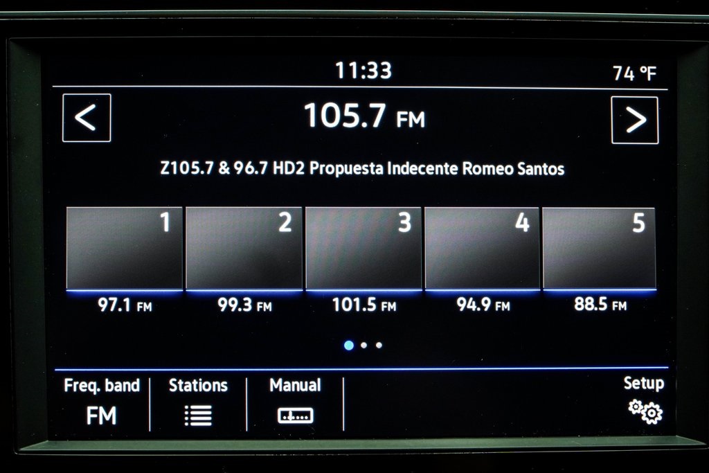 Vehicle image 22 of 43
