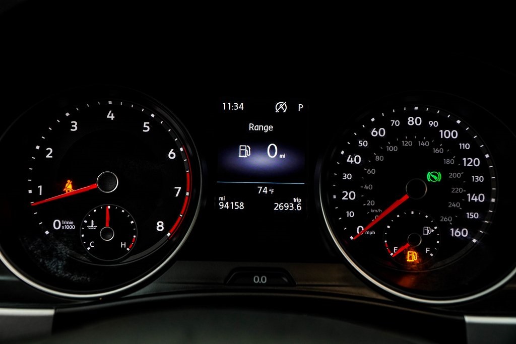 Vehicle image 21 of 43