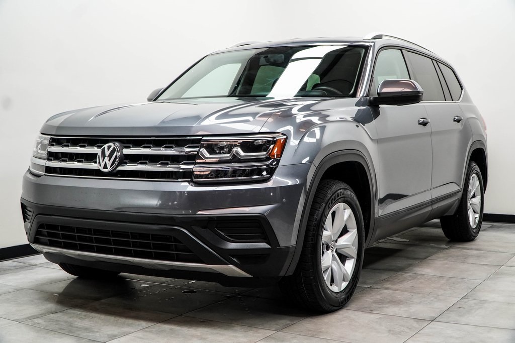 Vehicle image 2 of 43