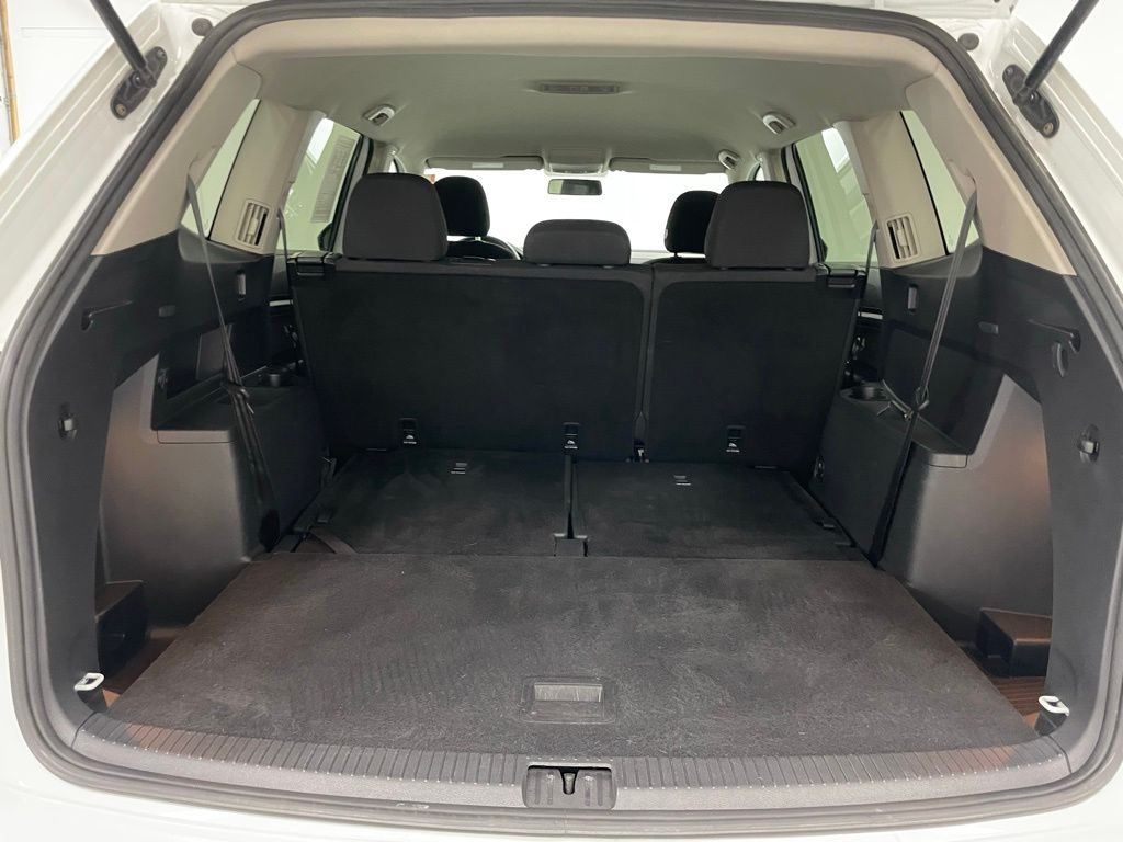 2018 Volkswagen Atlas 3.6L V6 S Image 10 of 27