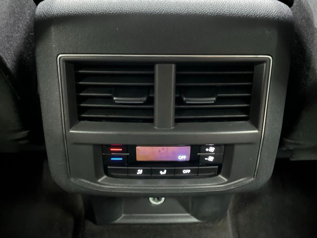 2018 Volkswagen Atlas 3.6L V6 S Image 24 of 27
