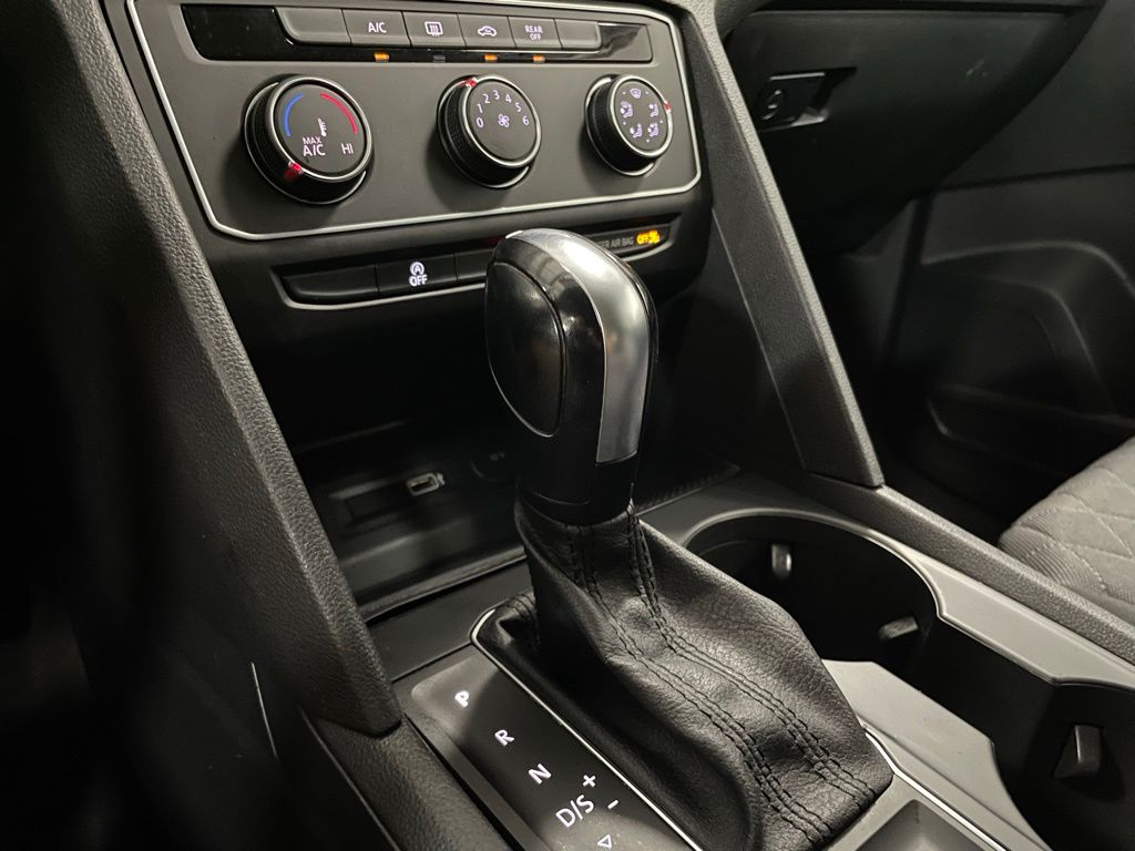 2018 Volkswagen Atlas 3.6L V6 S Image 22 of 27