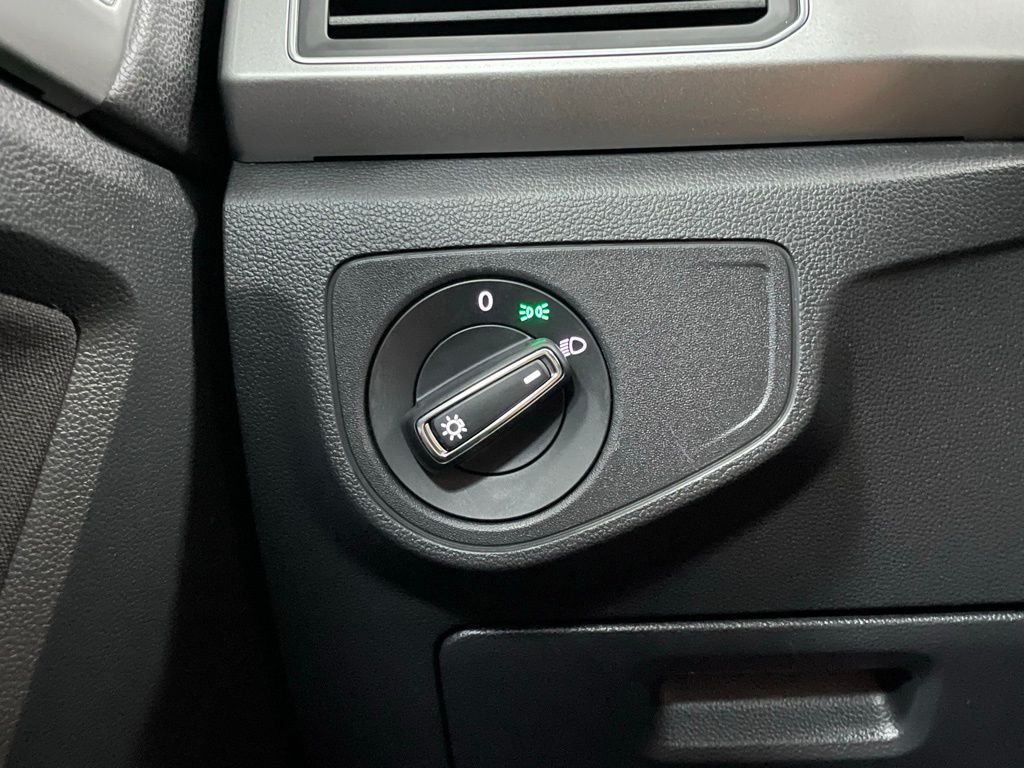 2018 Volkswagen Atlas 3.6L V6 S Image 25 of 27