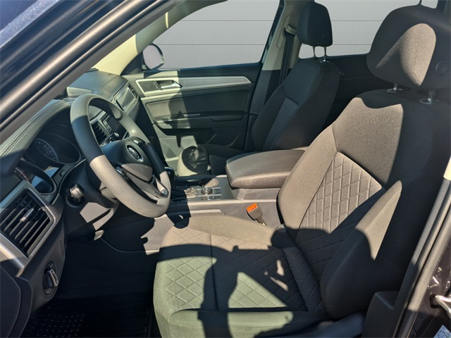 2018 Volkswagen Atlas 3.6L V6 S Image 10 of 30