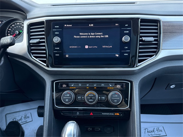 Vehicle image 24 of 37