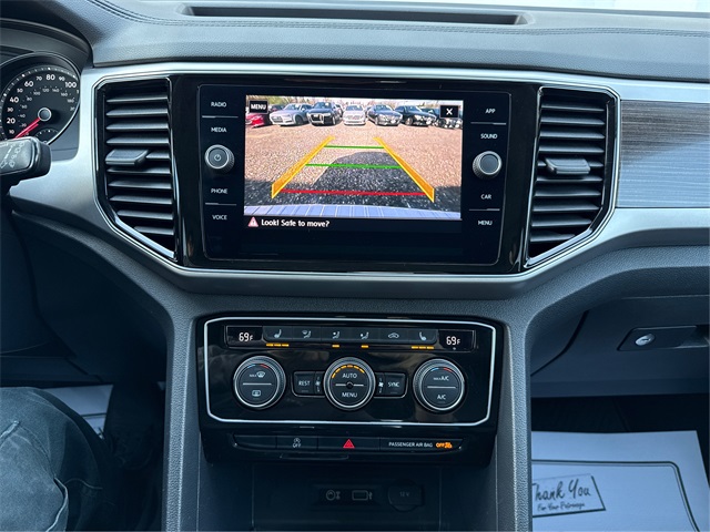 Vehicle image 23 of 37