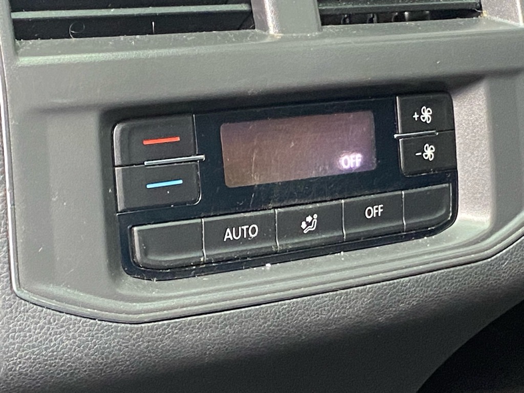 2018 Volkswagen Atlas 3.6L V6 SEL Image 14 of 19