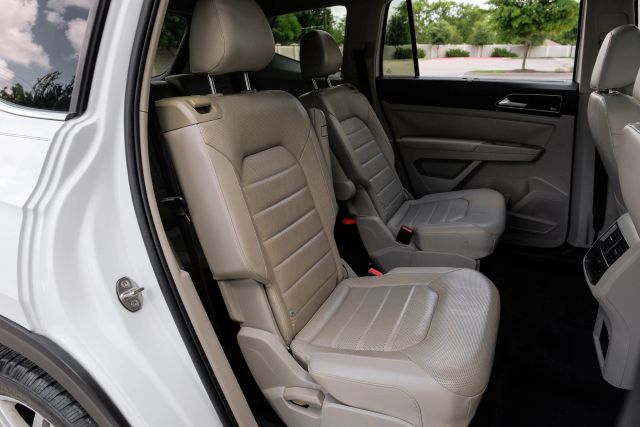2018 Volkswagen Atlas 3.6L V6 SEL Premium Image 10 of 26