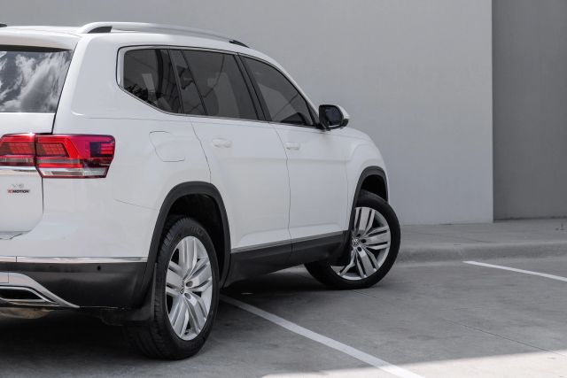 2018 Volkswagen Atlas 3.6L V6 SEL Premium Image 1 of 26