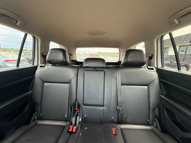 2018 Volkswagen Atlas 3.6L V6 SE Image 24 of 56