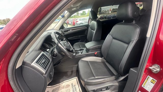 2018 Volkswagen Atlas 3.6L V6 SE Technology Image 13 of 35