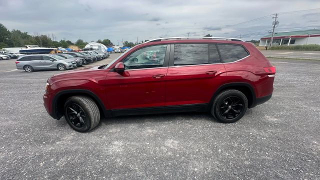 2018 Volkswagen Atlas 3.6L V6 SE Technology Image 2 of 35