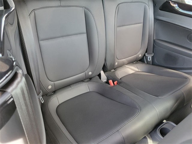 2018 Volkswagen Beetle S Image 11 of 24