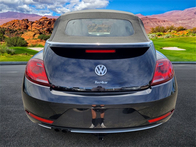 2018 Volkswagen Beetle S Image 6 of 24