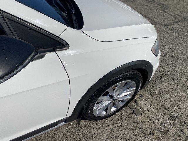 Vehicle image 25 of 25