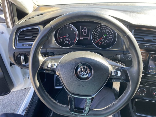 Vehicle image 14 of 25