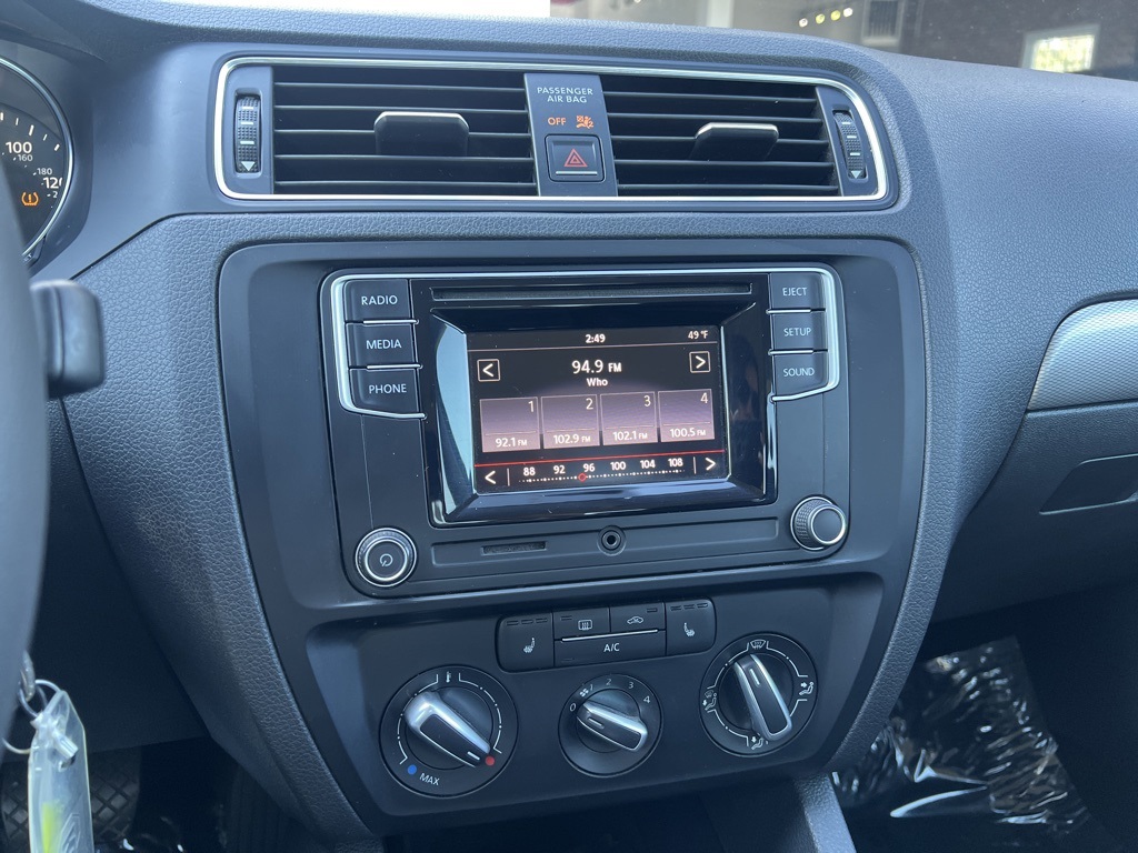 2018 Volkswagen Jetta 1.4T Wolfsburg Edition Image 11 of 40