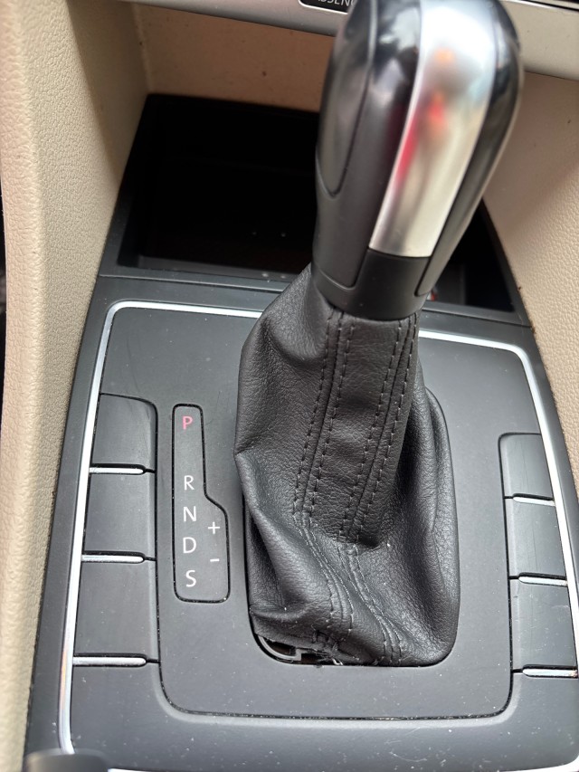 2018 Volkswagen Passat 2.0T S Image 13 of 17