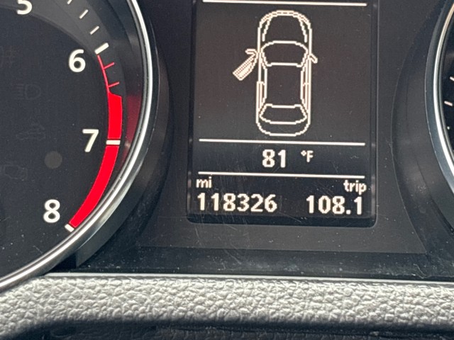 2018 Volkswagen Passat 2.0T S Image 11 of 17