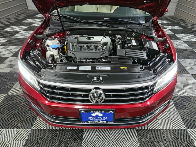 Vehicle image 40 of 42