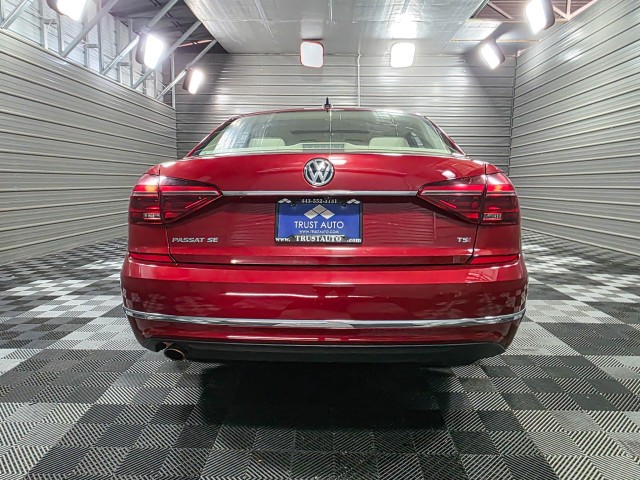 Vehicle image 7 of 42